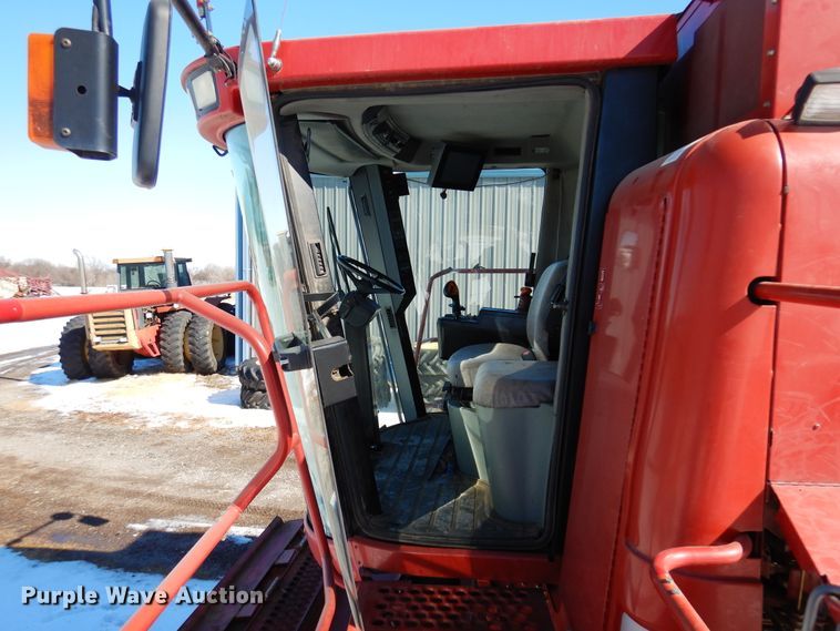 image for item DK4236 2006 Case IH 2388  combine