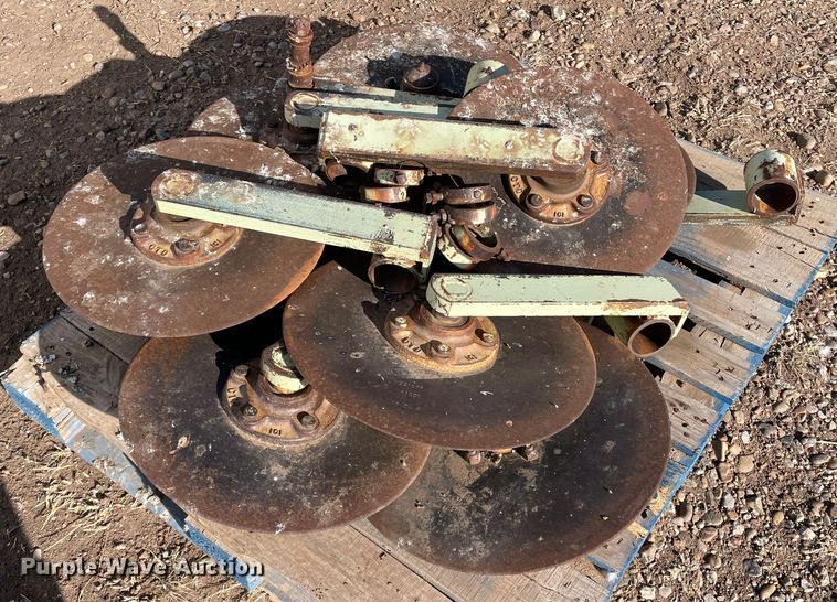 image for item DN0191 QuinStar LZ-5-40  sweep plow