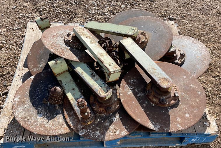 image for item DN0191 QuinStar LZ-5-40  sweep plow