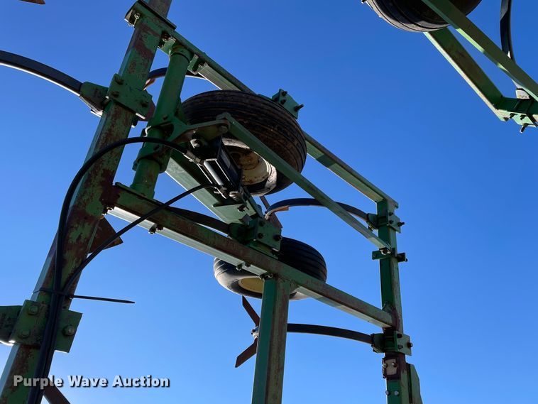 image for item DN0192 John Deere 610  field cultivator