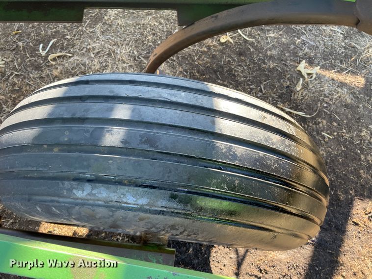 image for item DN0192 John Deere 610  field cultivator