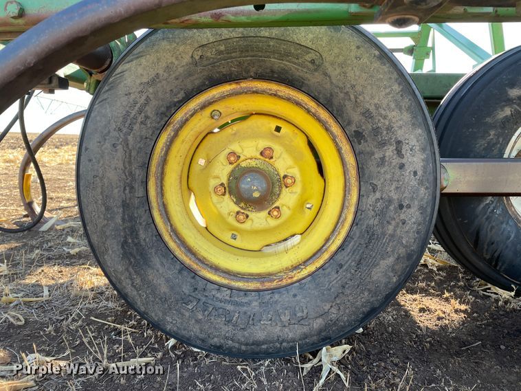 image for item DN0192 John Deere 610  field cultivator