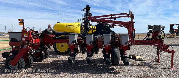 image for item DN0199 2010 Case IH 1250  no-till planter