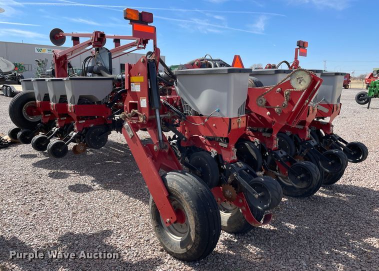 image for item DN0199 2010 Case IH 1250  no-till planter