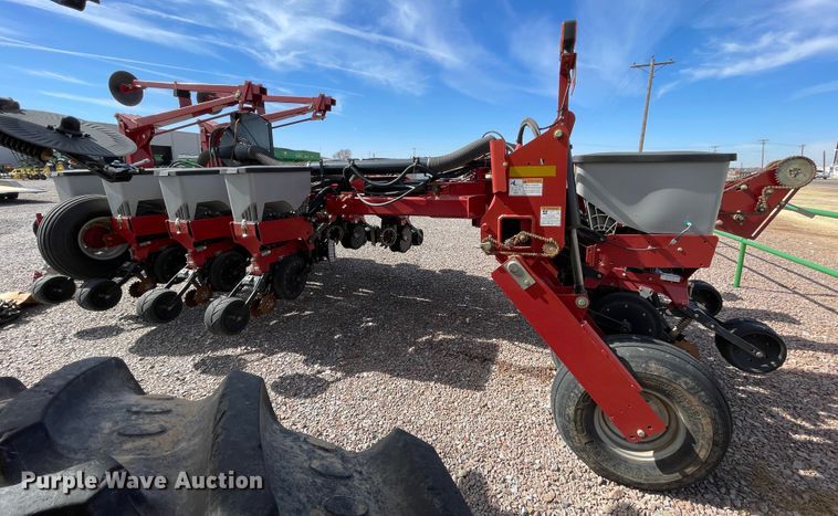 image for item DN0199 2010 Case IH 1250  no-till planter