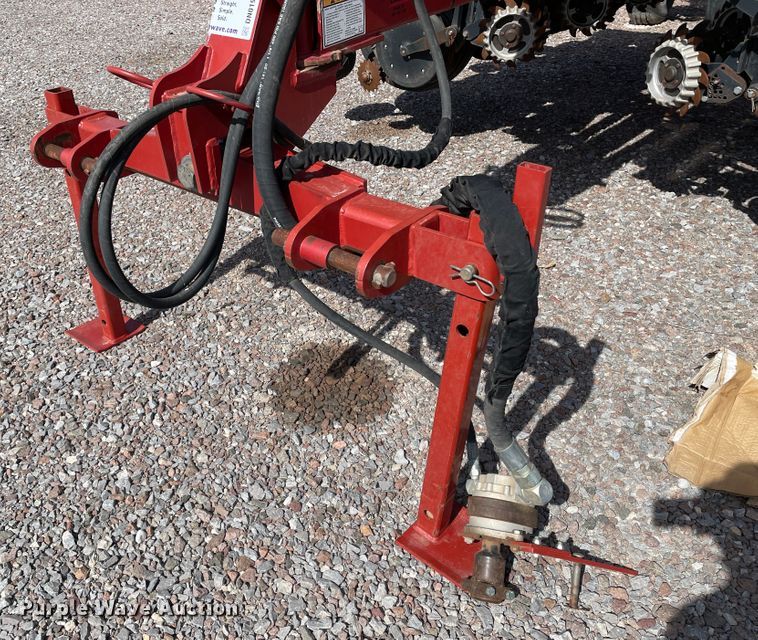 image for item DN0199 2010 Case IH 1250  no-till planter