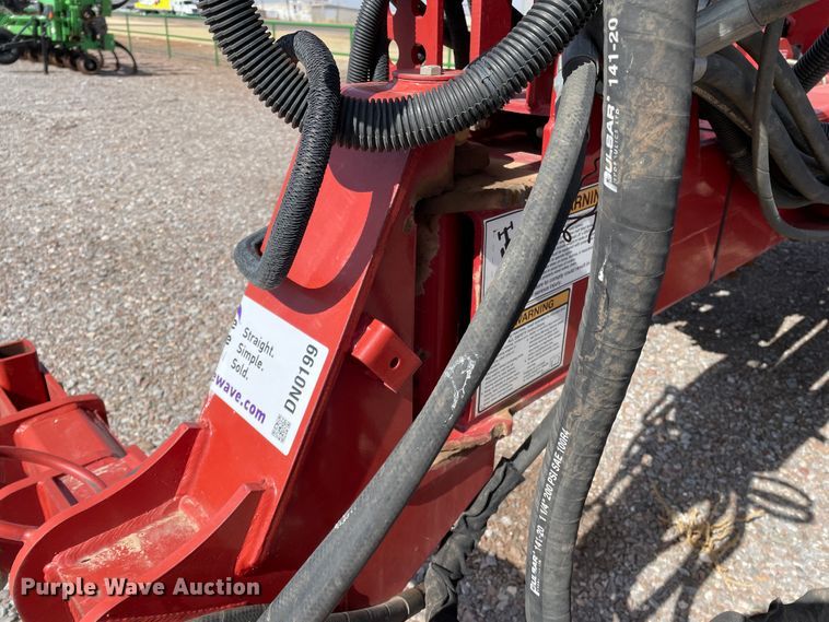 image for item DN0199 2010 Case IH 1250  no-till planter