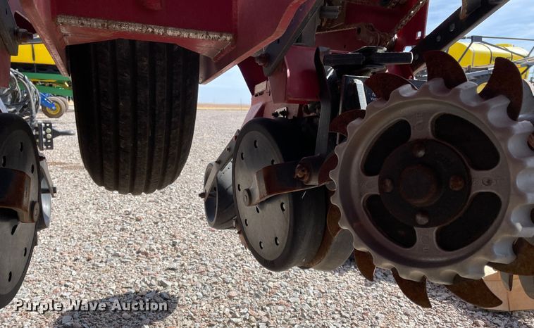 image for item DN0199 2010 Case IH 1250  no-till planter