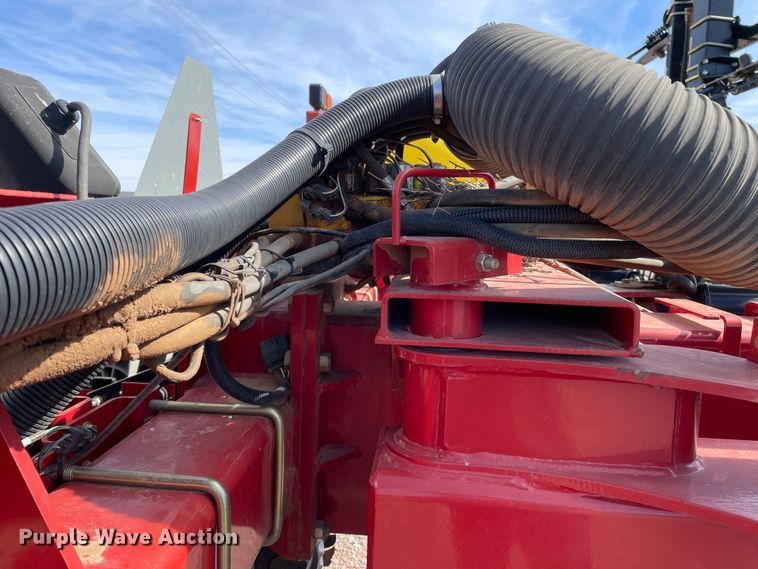 image for item DN0199 2010 Case IH 1250  no-till planter