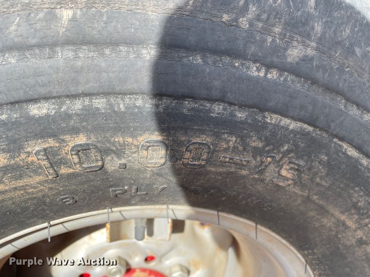 image for item DN0199 2010 Case IH 1250  no-till planter