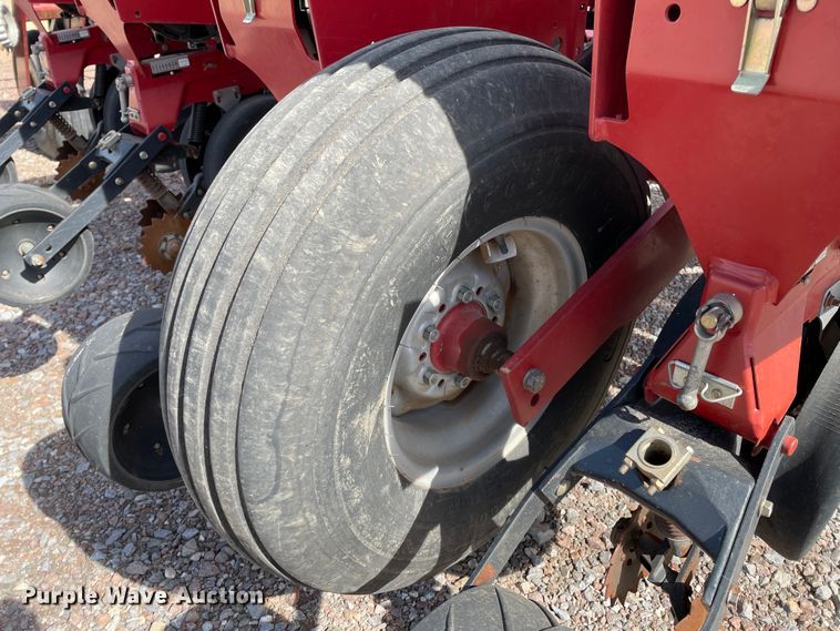 image for item DN0199 2010 Case IH 1250  no-till planter