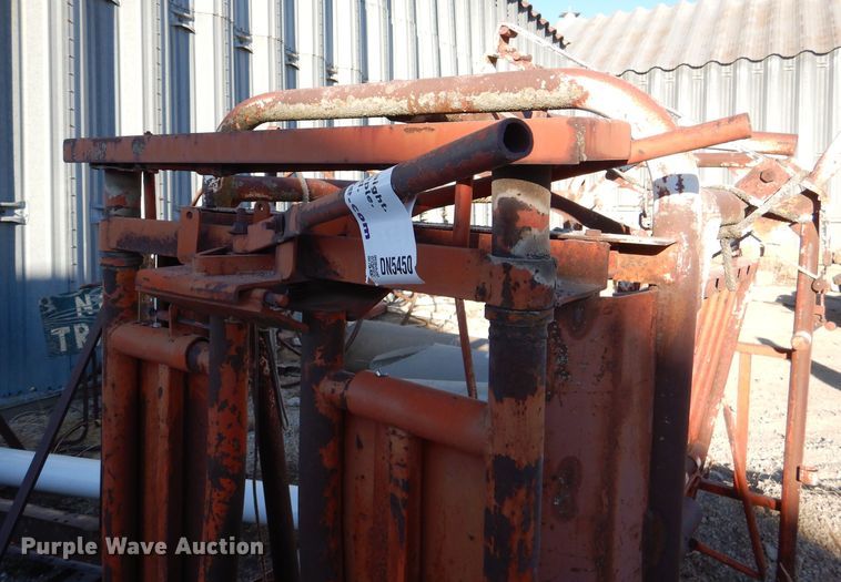 image for item DN5450 Top Hand  squeeze chute