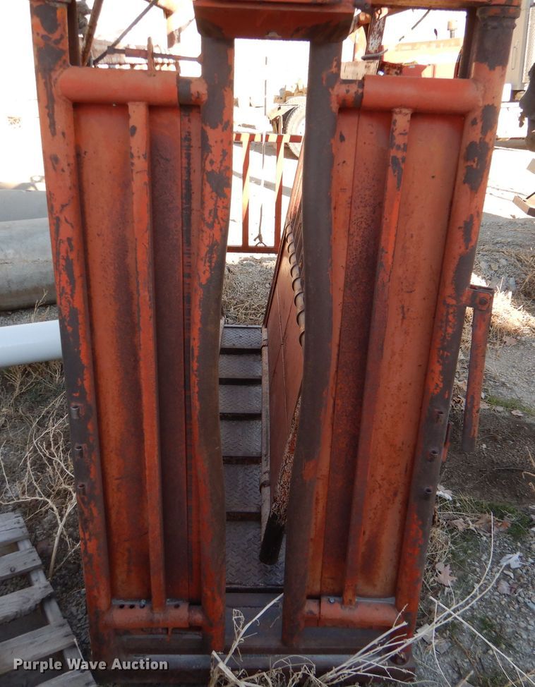 image for item DN5450 Top Hand  squeeze chute