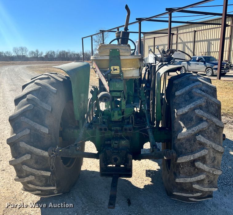 image for item ID9711 1967 John Deere 4020  tractor
