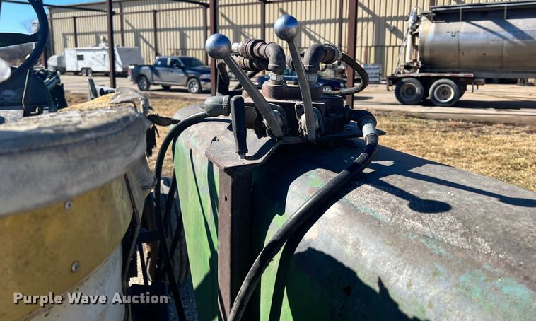 image for item ID9711 1967 John Deere 4020  tractor