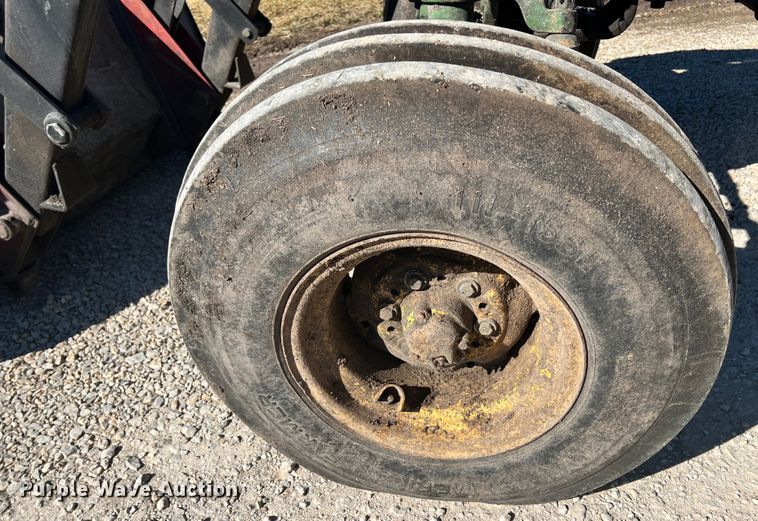 image for item ID9711 1967 John Deere 4020  tractor