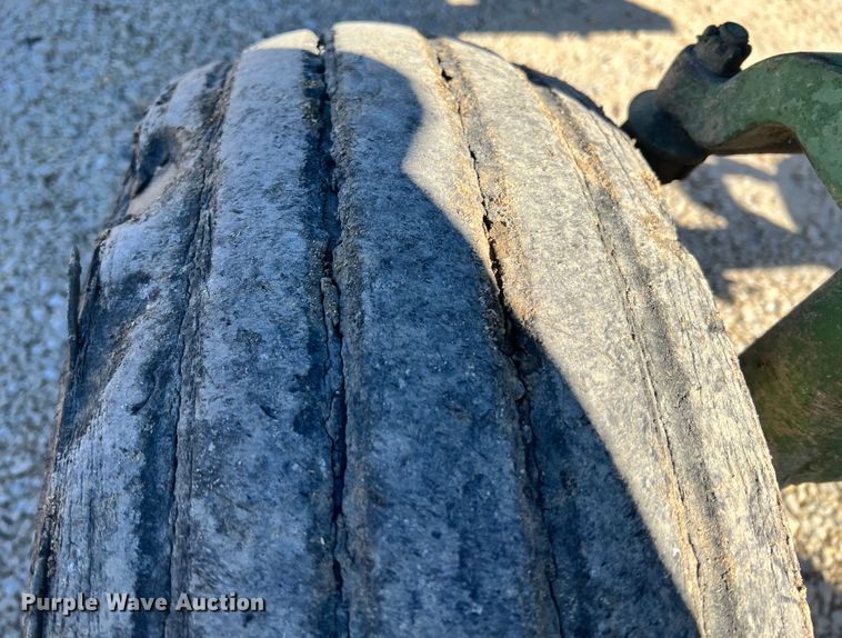 image for item ID9711 1967 John Deere 4020  tractor