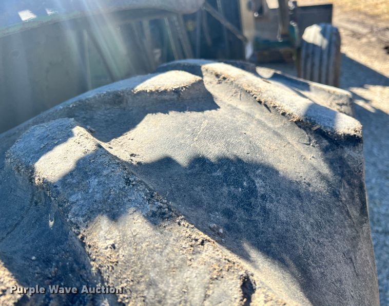 image for item ID9711 1967 John Deere 4020  tractor