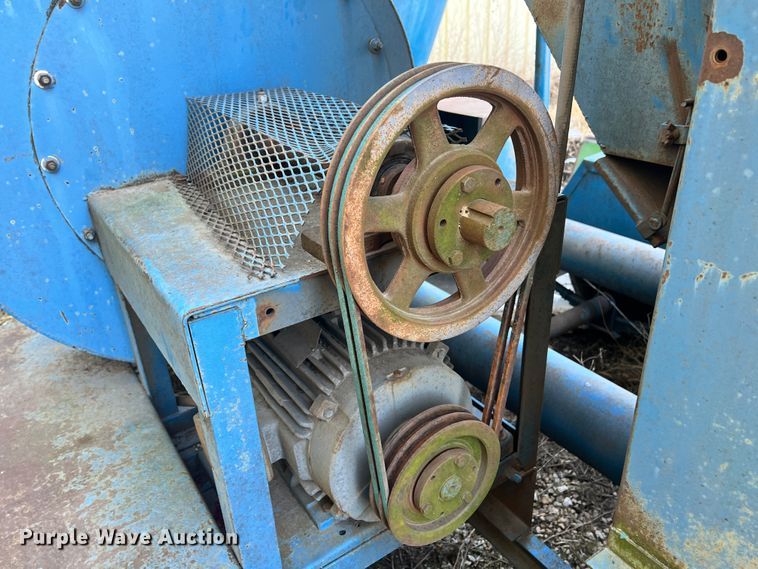 image for item ID9712 Newton  Gravity grain cleaner