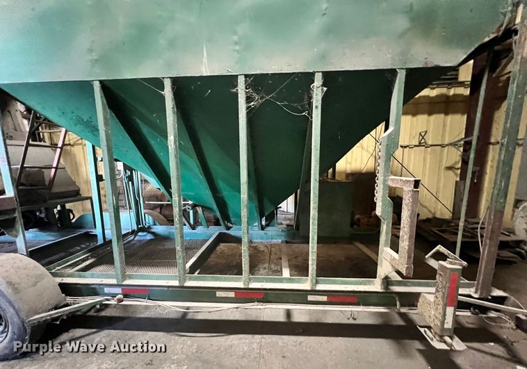 image for item ID9713 1983 Shop built seed cleaner