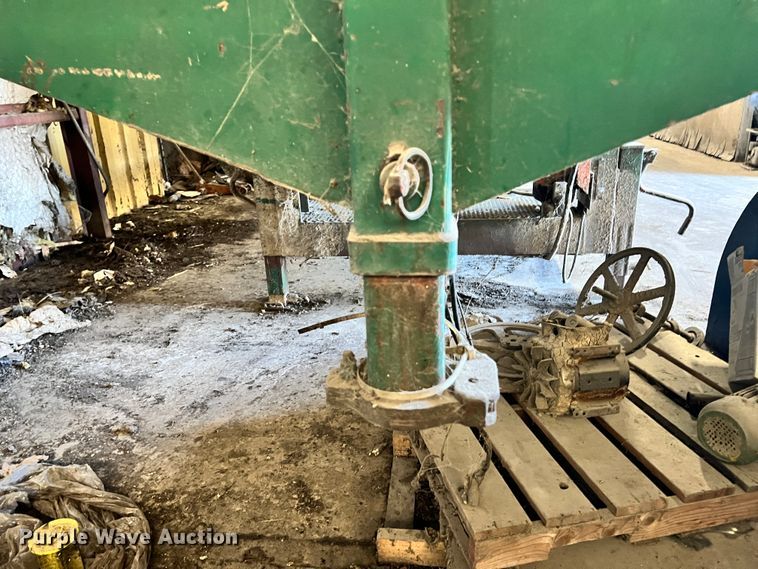 image for item ID9713 1983 Shop built seed cleaner