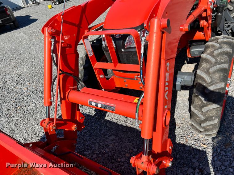 image for item ID9724 2020 Kubota M7060  MFWD tractor