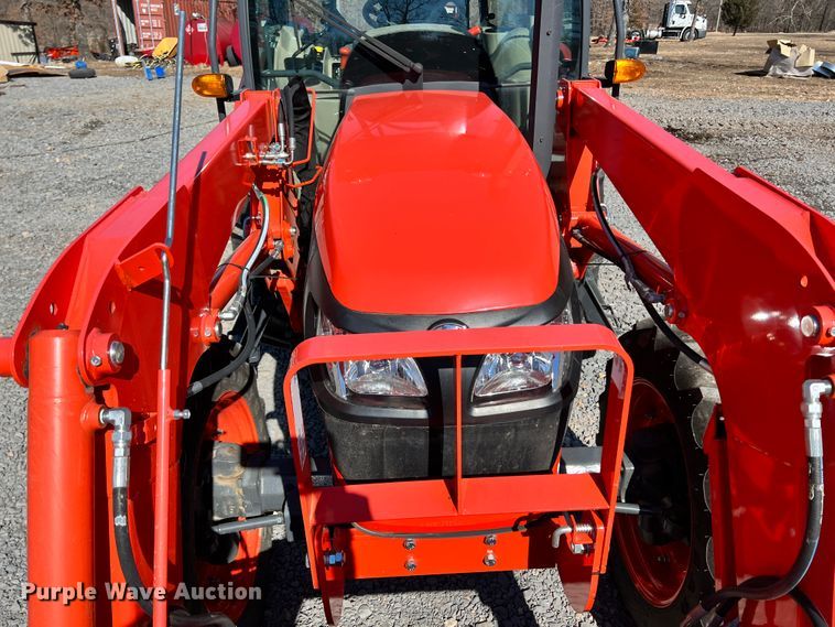 image for item ID9724 2020 Kubota M7060  MFWD tractor