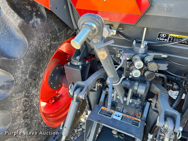 image for item ID9724 2020 Kubota M7060  MFWD tractor