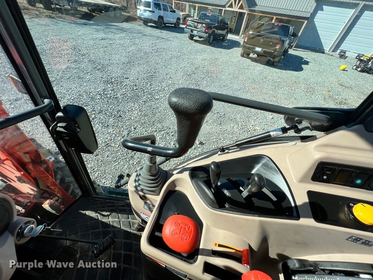 image for item ID9724 2020 Kubota M7060  MFWD tractor