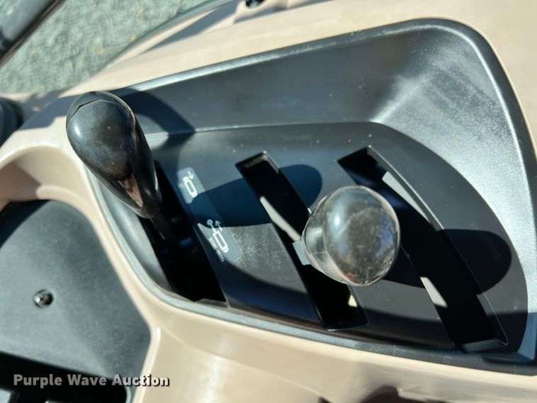 image for item ID9724 2020 Kubota M7060  MFWD tractor