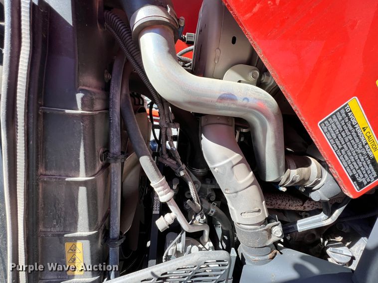 image for item ID9724 2020 Kubota M7060  MFWD tractor