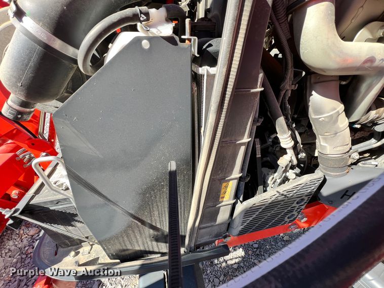 image for item ID9724 2020 Kubota M7060  MFWD tractor