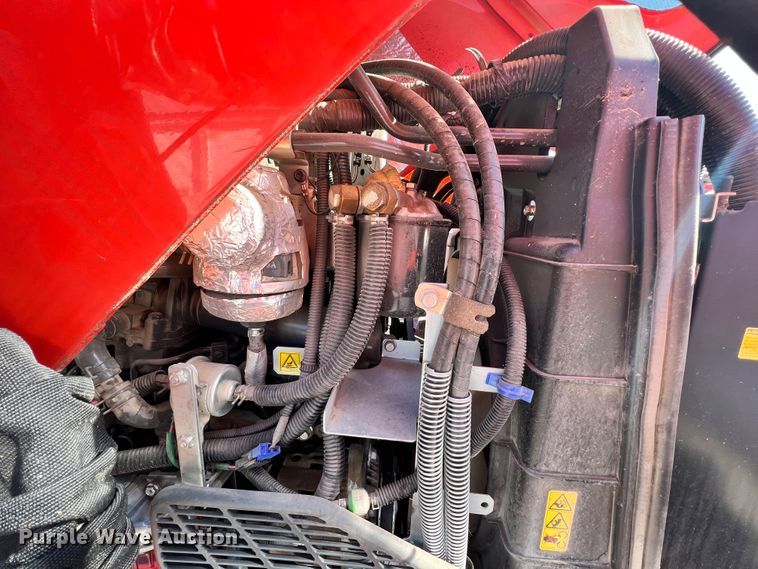 image for item ID9724 2020 Kubota M7060  MFWD tractor