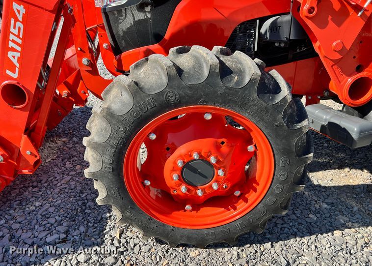 image for item ID9724 2020 Kubota M7060  MFWD tractor