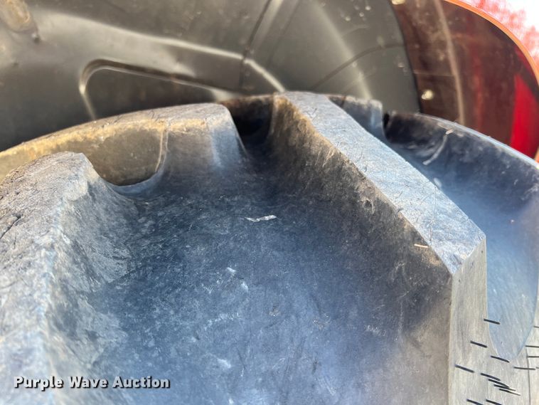 image for item ID9724 2020 Kubota M7060  MFWD tractor