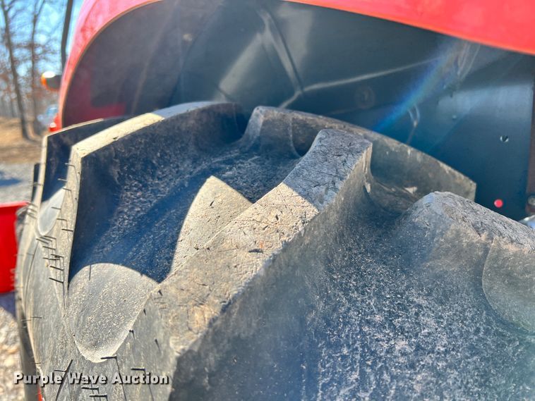 image for item ID9724 2020 Kubota M7060  MFWD tractor