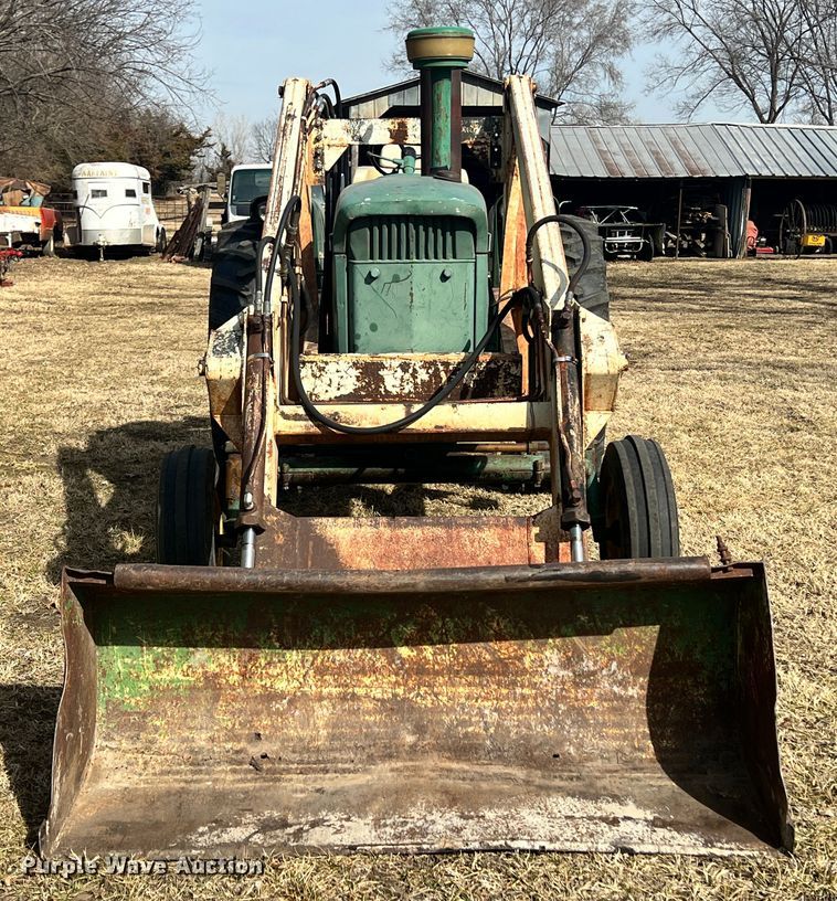 image for item ID9730 1963 John Deere 4010  tractor