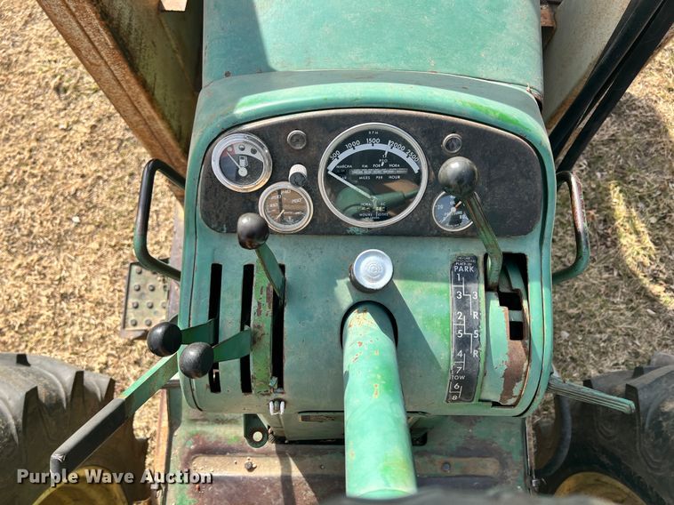 image for item ID9730 1963 John Deere 4010  tractor