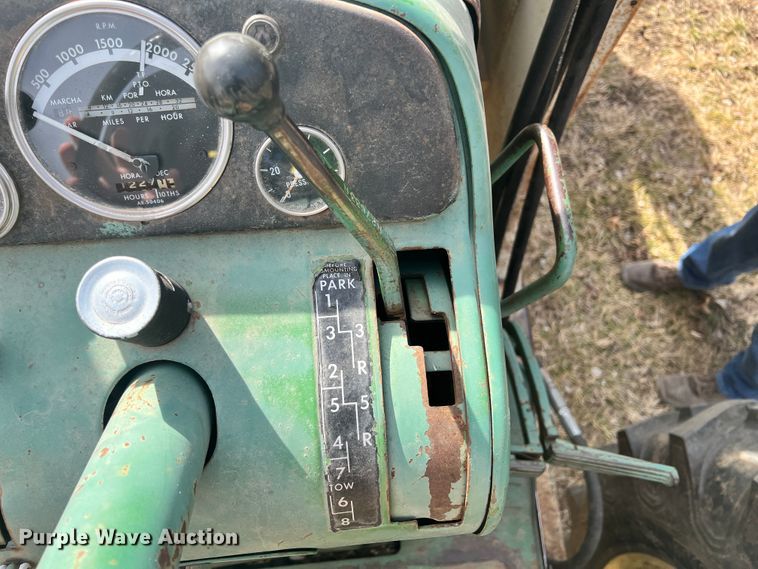 image for item ID9730 1963 John Deere 4010  tractor