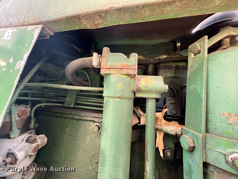 image for item ID9730 1963 John Deere 4010  tractor