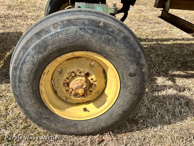 image for item ID9730 1963 John Deere 4010  tractor