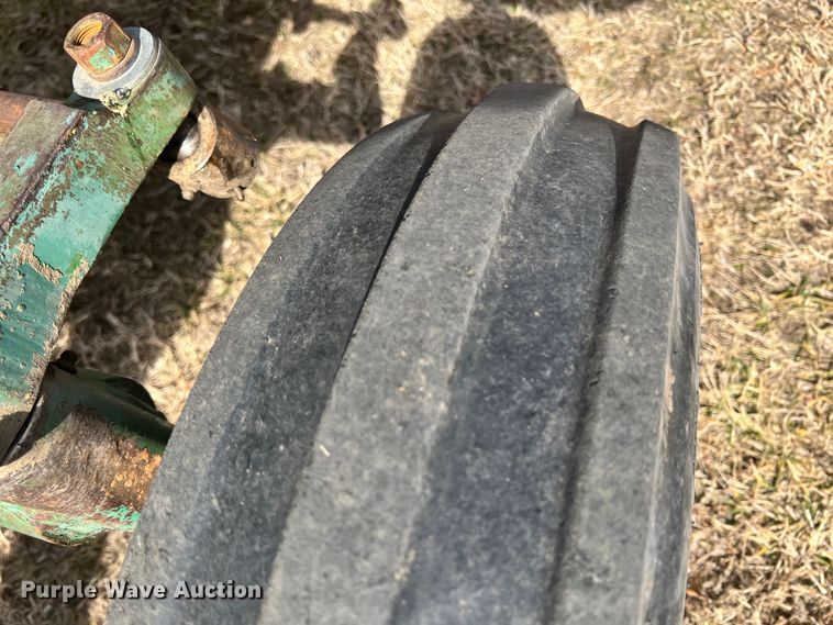 image for item ID9730 1963 John Deere 4010  tractor