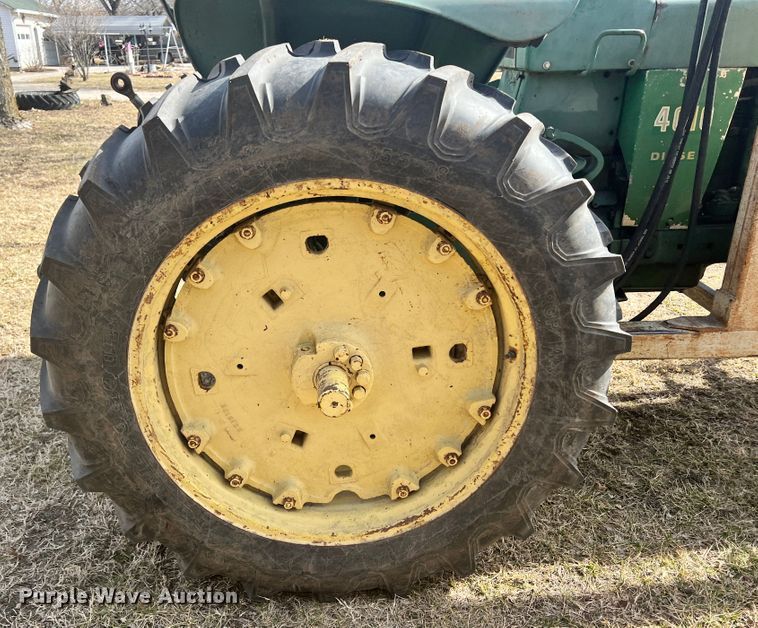 image for item ID9730 1963 John Deere 4010  tractor