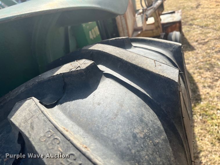 image for item ID9730 1963 John Deere 4010  tractor