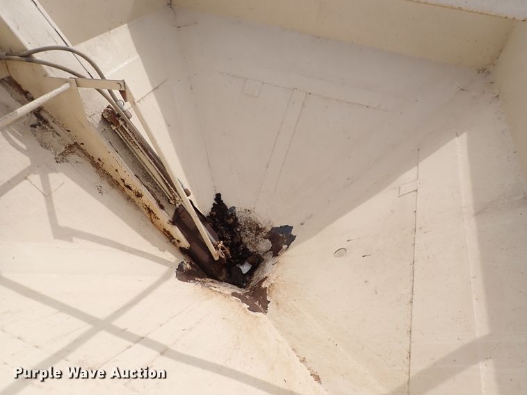 image for item IH9656 Weigh wagon