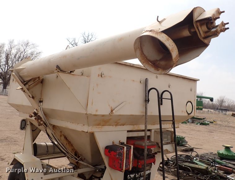 image for item IH9656 Weigh wagon