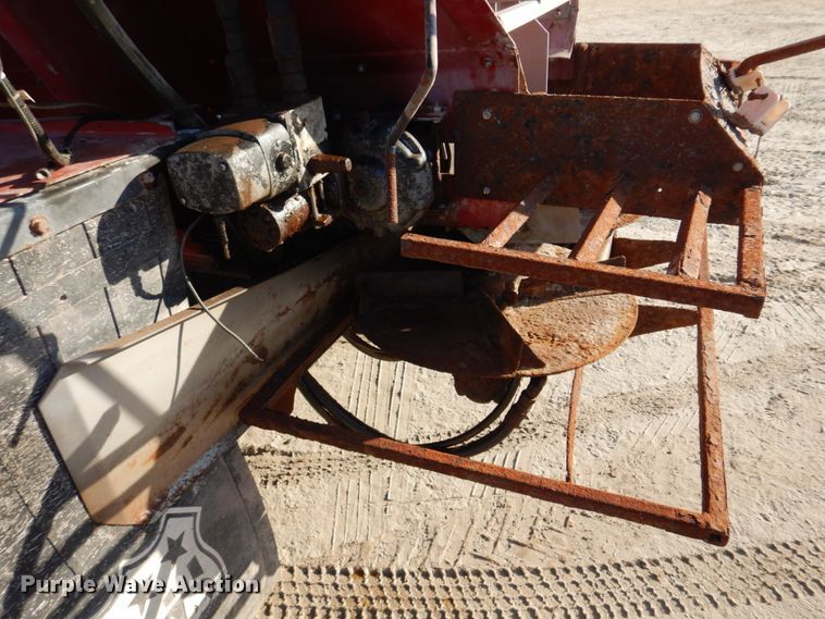 image for item IM9588 New Leader L2020G4 spreader bed