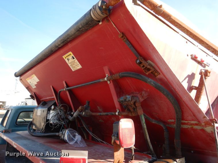 image for item IM9588 New Leader L2020G4 spreader bed