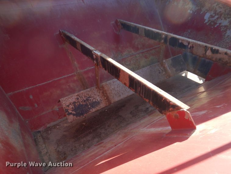 image for item IM9588 New Leader L2020G4 spreader bed