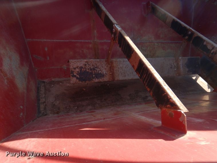 image for item IM9588 New Leader L2020G4 spreader bed